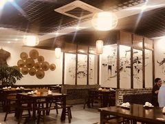 大堂-黄桷树曹家私房菜(江与城店)