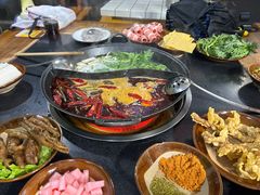 -重庆故事姊妹老火锅(财经学院店)