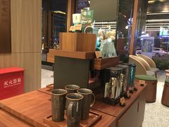 -星巴克臻选(上海虹桥新天地三店)