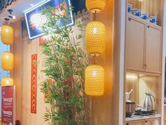 -先启半步颠小酒馆(虹桥龙湖天街店)