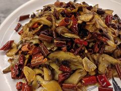 -蔼若春.传承三十年云南菜(金碧公园店)