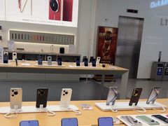 -华为授权体验店(中山公园来福士)