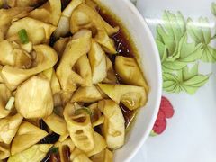 油焖春笋-阿马土菜馆