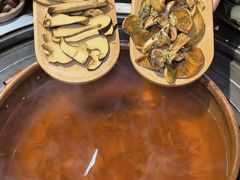 -阿山卓·野生菌火锅·纳西火塘烤肉