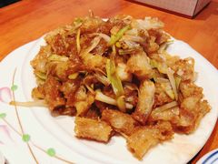 葱烧蹄筋-辣子鸡背(九龙山店)