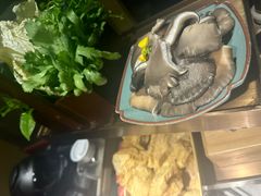 -牛村来人潮汕牛肉火锅(西单店)