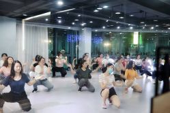 -STAR舞蹈工作室