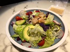 烤伯大虾牛油果沙粒-JUKEBOX玖部音乐餐厅(华侨城店)