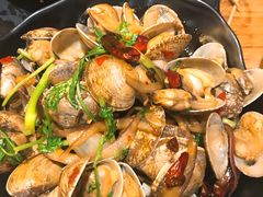 -聚点串吧·北京烧烤(赵登禹路店)