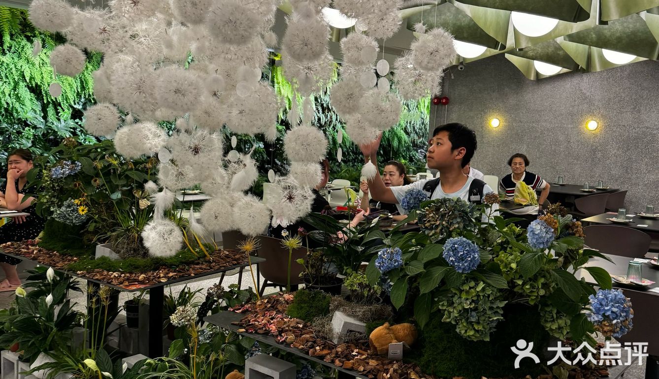 去莫奈的画中吃个煲