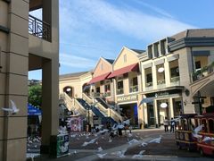 -王府井奥莱临潼小镇(临潼店)