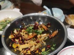 -川流不息·地道川菜·小龙虾(新松江路店)
