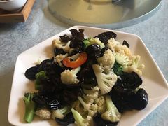 五彩炒时蔬-乡村小镇(新合店)