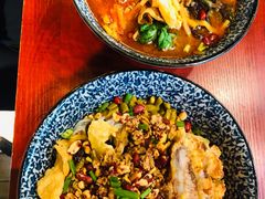 -粉家柳州螺蛳粉(杨宅路店)