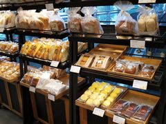 -皇冠幸福里动物奶油生日蛋糕(汉口北店)