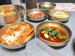 -草家酱蟹炭火烤肉店(珲春南路二店)