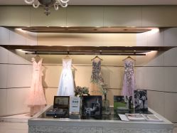-南京宝娜嫁衣婚纱礼服馆(中央路店)
