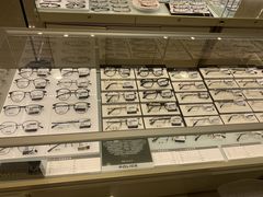 -宝岛眼镜(群光广场店)