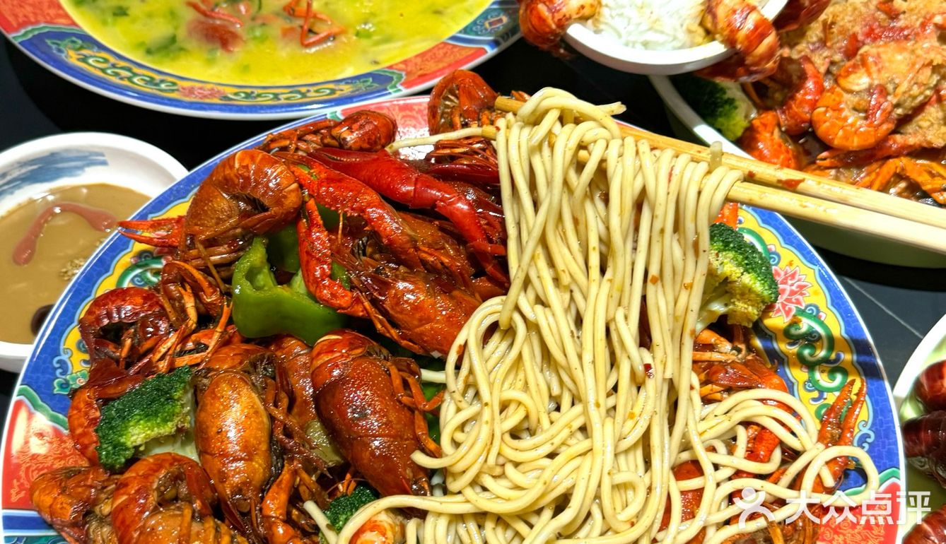 不开玩笑…吃到上海前3️⃣的小龙虾🦞🦞🦞