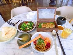 -瑰丽酒店·海吧·天际下午茶·现场DJ·天台酒吧