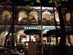 星巴克(沙面店)-星巴克臻选(广州沙面店)