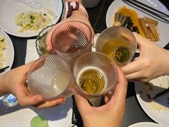 -涨巢·潮玩水疗局