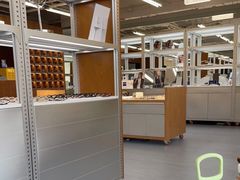 -无奔眼镜·蔡司·依视路授权店(马家堡店)