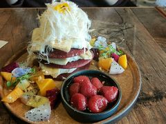 -HIGH FIVE哈福手工汉堡(桂林路店)