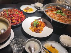 鸡汤蒜子炖豆腐-麻六记(凤凰汇店)