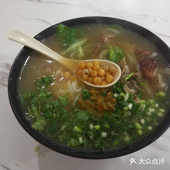 好记煲仔饭·酸菜鱼粉