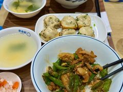 -李与白包子铺(桐梓林店)