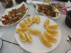 -覃记海鲜美食餐厅