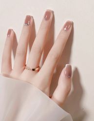 -IDO美甲美睫