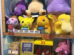 -泡泡玛特POPMART(蓝色港湾店)