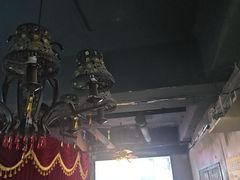 -荒岛实景沉浸密室(江汉路1店)