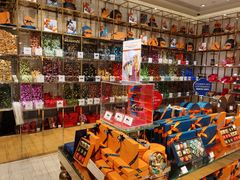 零售区-VENCHI 闻绮(北京国贸商城店)