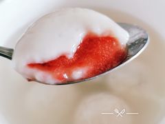 鲜果草莓-MOMO冰品·生巧汤圆(红桥店)