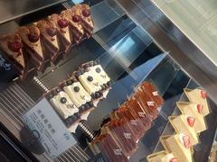 -Dough&Joe团憩(瑞虹天地月亮湾店)