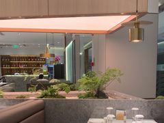 -滩外滩·本帮江浙菜(新天地店)