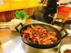 -胡须佬鸡煲四季火锅店(石厦西村直营店)