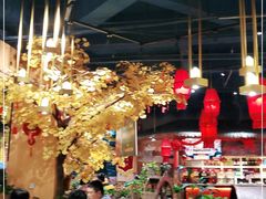 大堂-老滇山寨•云南特色菜•地方菜•民族风情歌舞表演(金碧店)