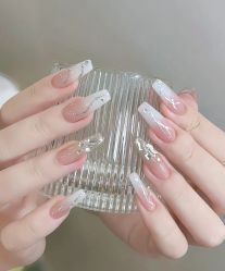 -屿晴·科技美肤SPA美甲美睫