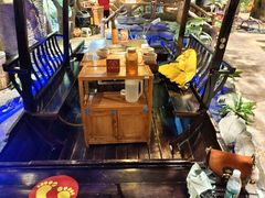 -城墙拐拐火锅(三峡广场黑金冠店)
