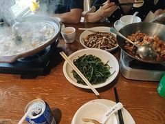 -湘力力小院·鱼汤泡饭(枫林路店)