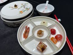 -新光酒家·方亮蟹宴·河豚(浦东店)