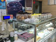 -光明牛奶棚(南泉店)