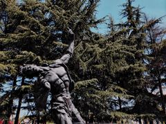 -上海市龙华烈士陵园