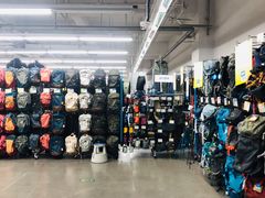 -迪卡侬(西三旗店)