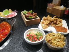-渝里重庆火锅(航天城店)