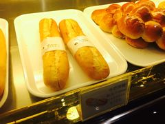 牛奶法棍-小麦之家(海湾总店)